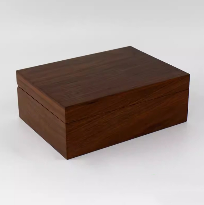 哑光漆作用在木酒盒上的效果